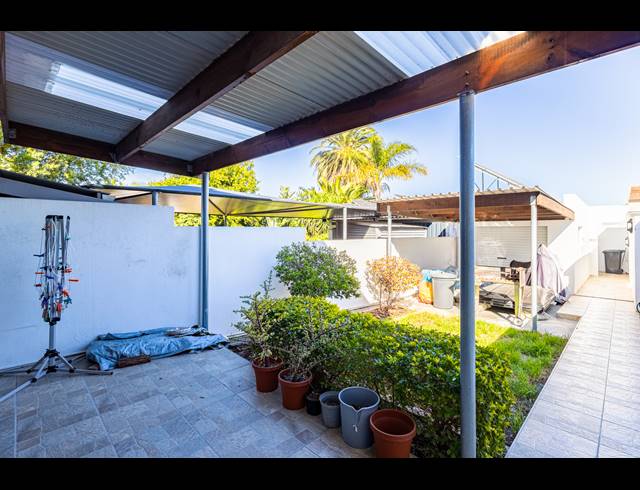 2 BEDROOM FREESTANDING SOLD IN DE TIJGER